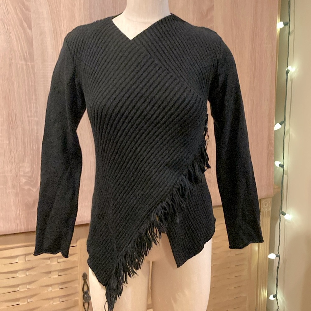 Silvia Novelli wool cardigan fits like S/M